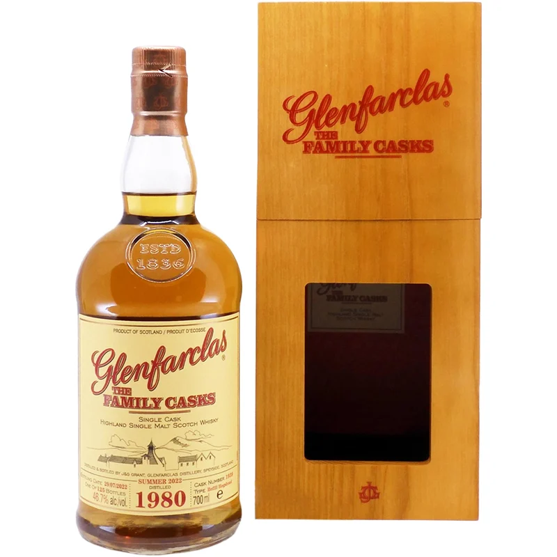 BCLIQUOR Glenfarclas - Family Cask 1980 S22 Cask 1939