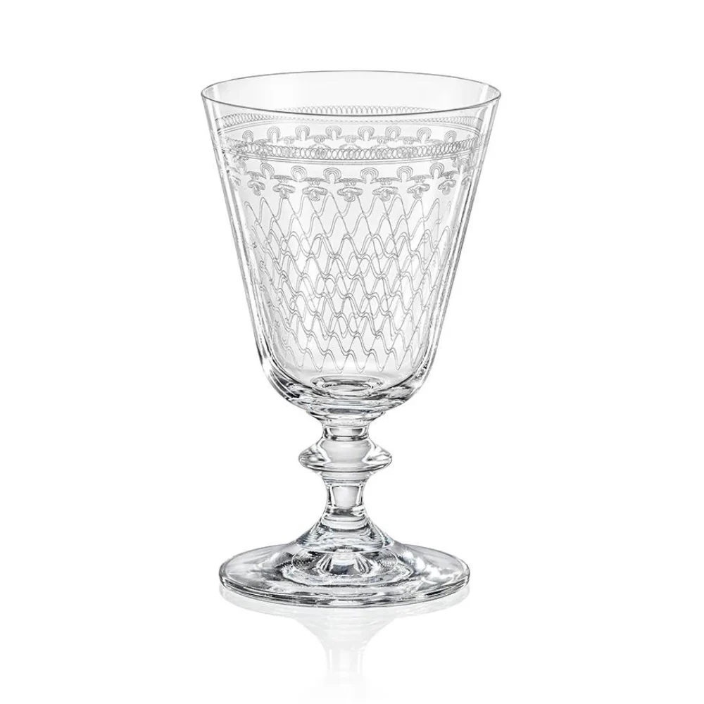Bella Karolinka Etched Goblet
