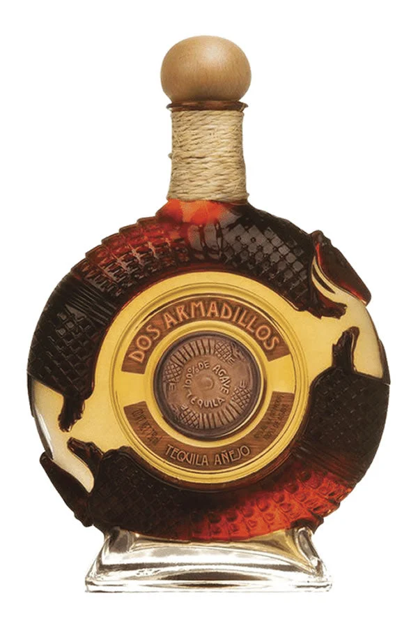 Dos Armadillos Anejo 750ML