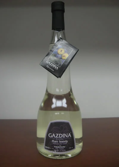 Gazdina Plum 750ML