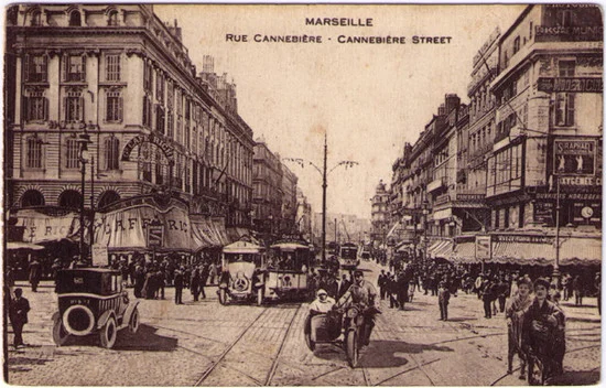 Marseille - Oxygenee Cusiner Postcard 46004